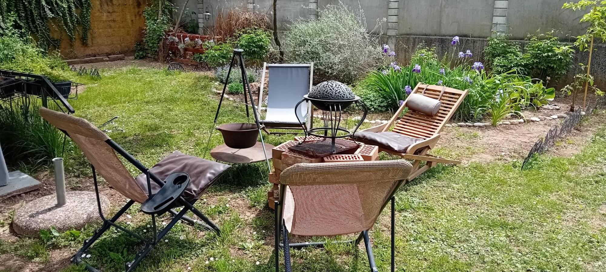 Ostanak kod kuće Art Room With Outdoor Living